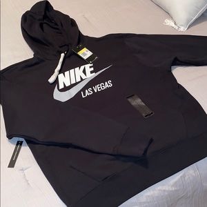 Men's Pullover Hoodie
Nike Sportswear Club Fleece